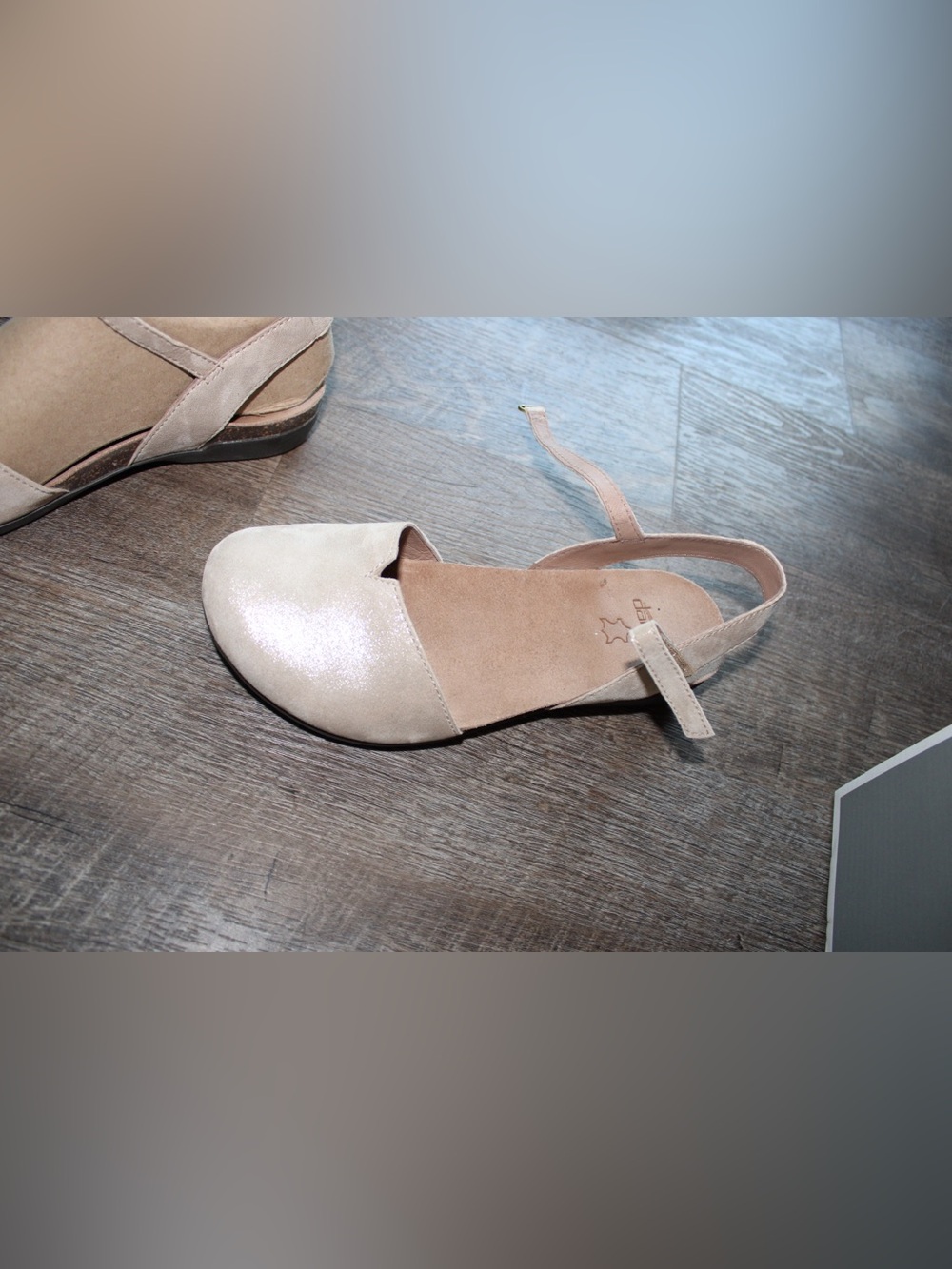 Dansko Rowan Beige Sparkle Suede Slingback Flats Size 37 - Picture 2 of 5